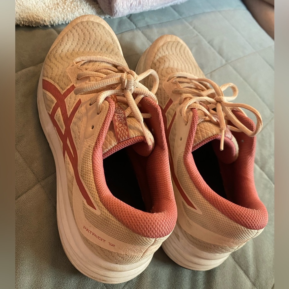 Women’s Size 9.5 ASICS Patriot 12 Shoes - Pearl Pink/Smokey Rose Colored